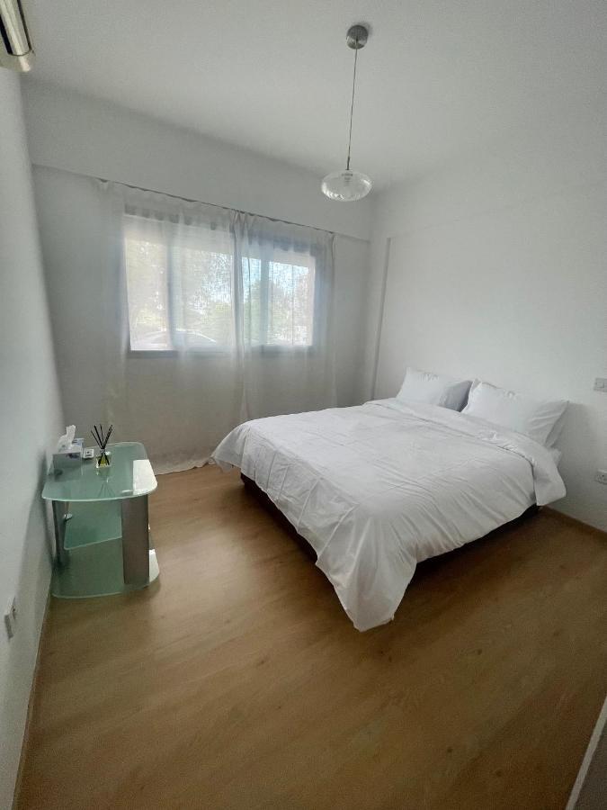 Amazing 2-Bedroom Apartment With Pool!! Limasol Dış mekan fotoğraf