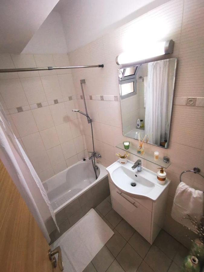 Amazing 2-Bedroom Apartment With Pool!! Limasol Dış mekan fotoğraf